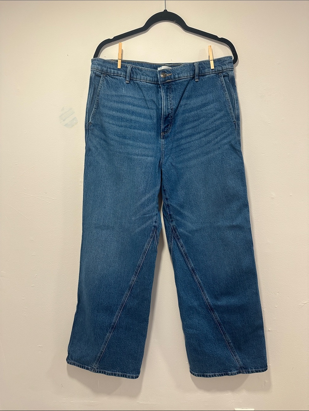 LOFT Relaxed Fit Women’s Jeans - Blue Wash 016